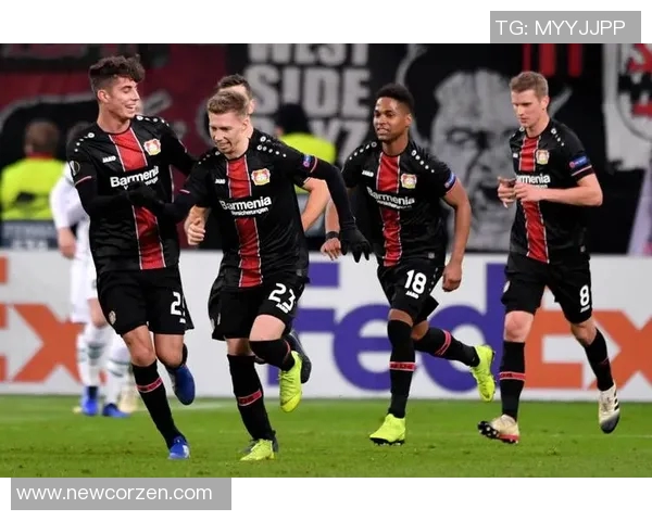 德甲豪强集体翻船,榜首宝座颠簸不定